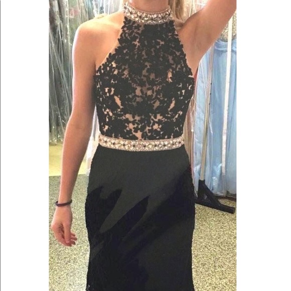 Prom Dress - Picture 1 of 3